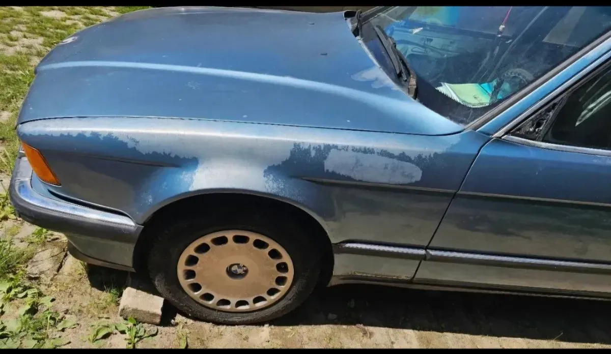 BMW 7 Series 1992 photo 2