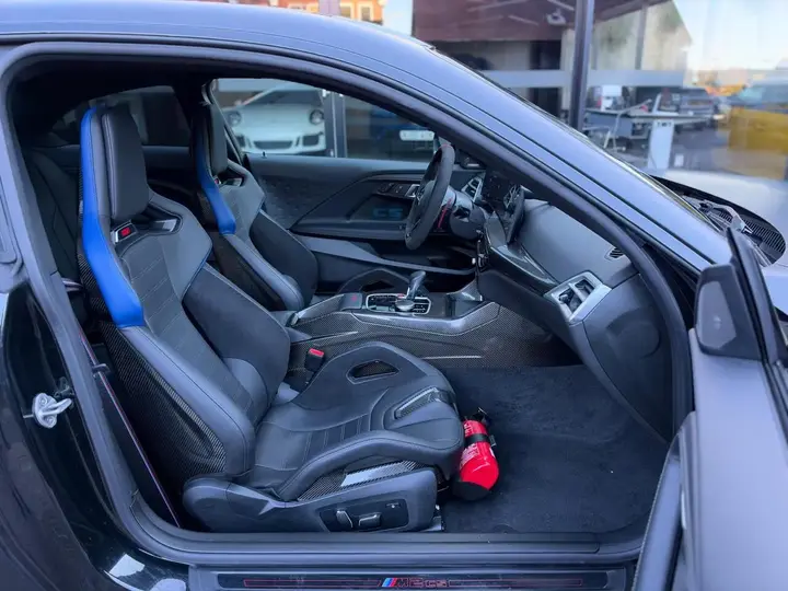 BMW M2 2026 photo 2