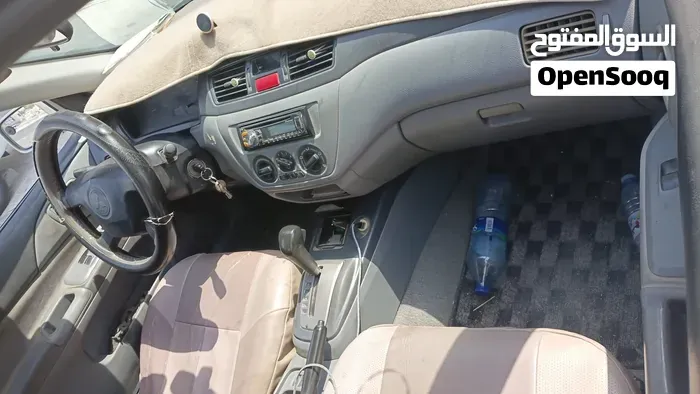 Mitsubishi Lancer 2005 photo 3