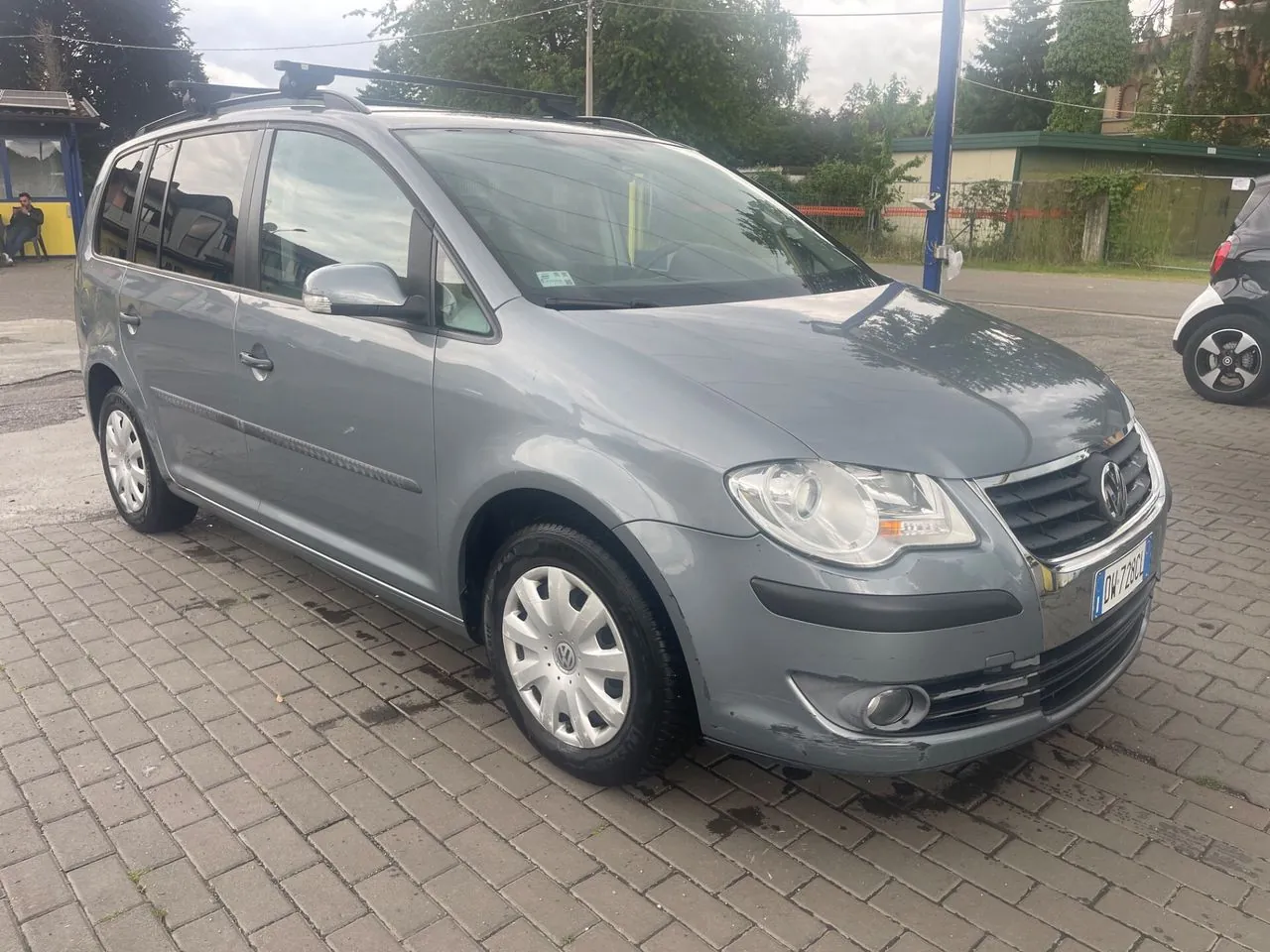 Volkswagen Touran 2009 photo 3