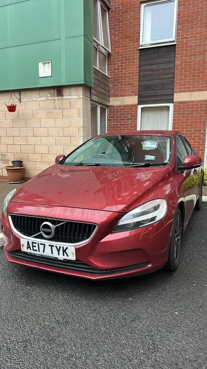 Volvo V40