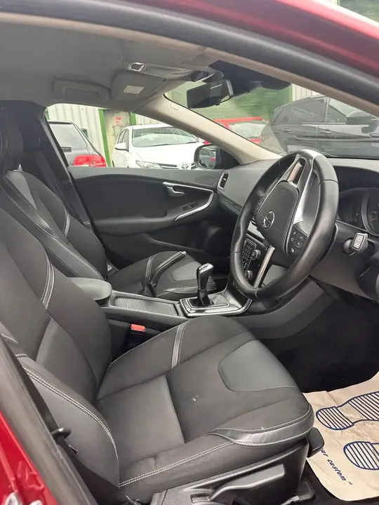 Volvo V40 2017 photo 5