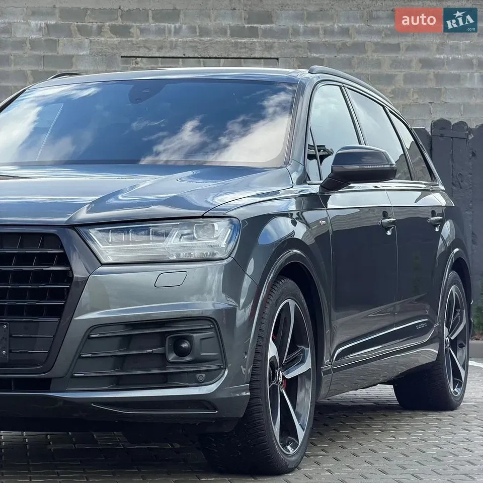 Audi Q7 2018 photo 3
