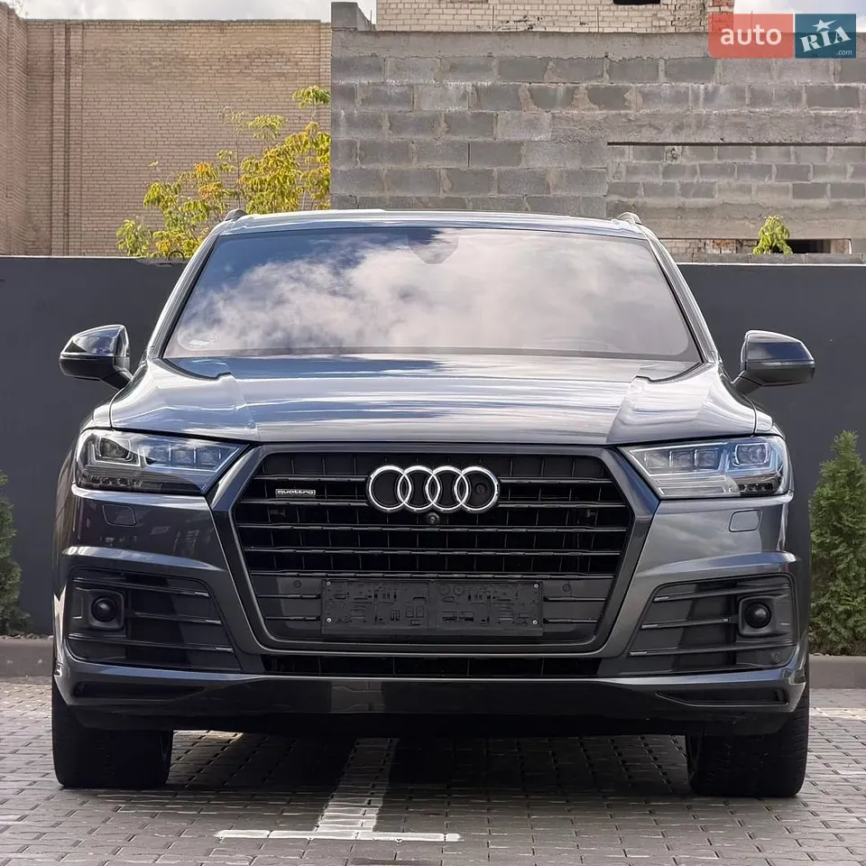 Audi Q7 2018 photo 5
