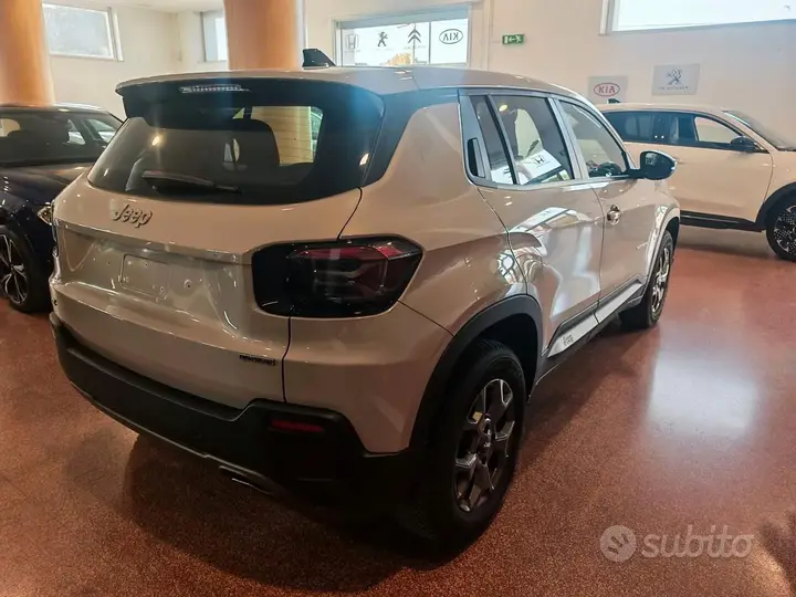 Jeep Avenger 2024 photo 3