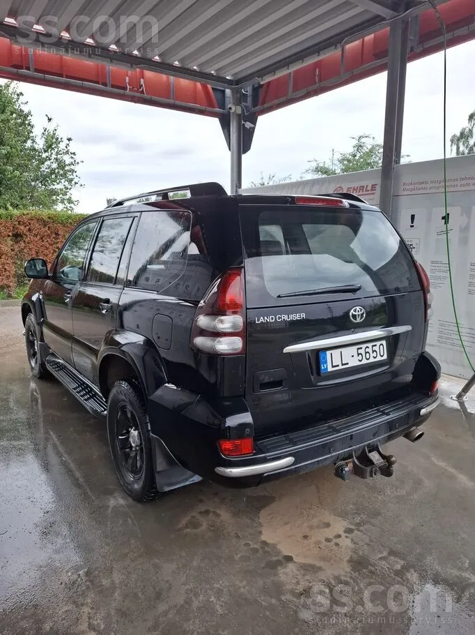 Toyota Land Cruiser 2007 photo 4