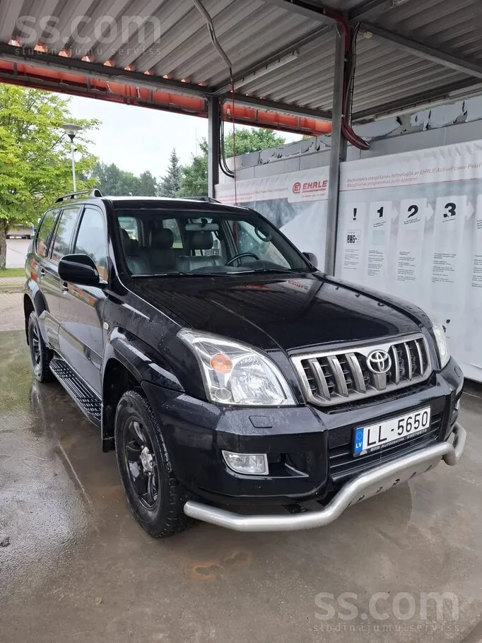 Toyota Land Cruiser 2007 photo 2