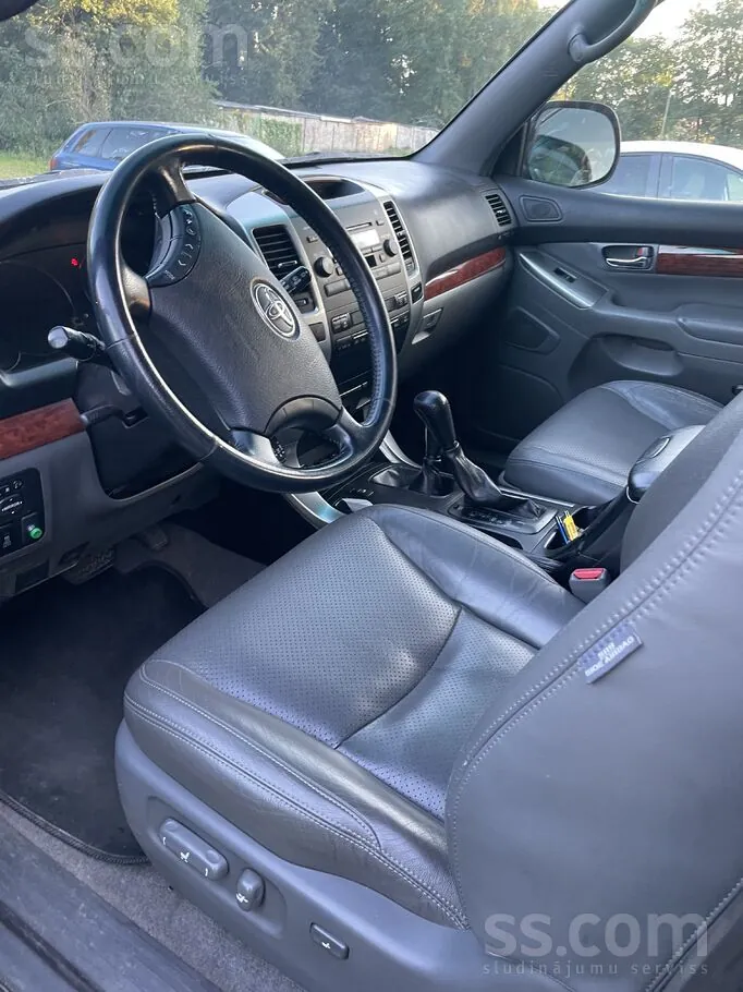 Toyota Land Cruiser 2007 photo 5