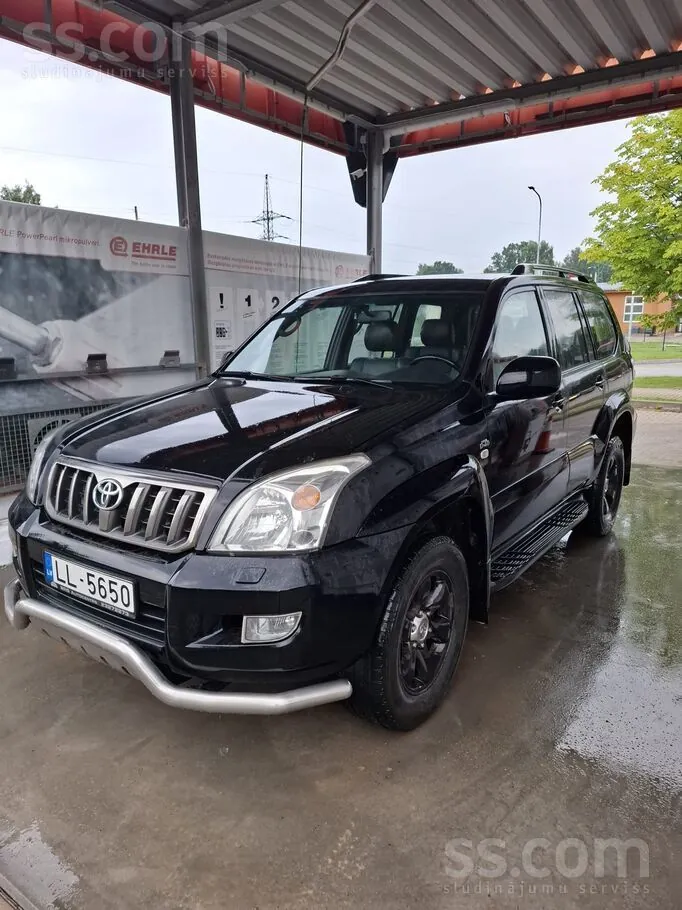 Toyota Land Cruiser