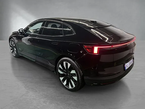 Polestar 4 2025 photo 3