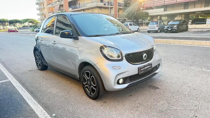 Smart Forfour 2019 photo 2