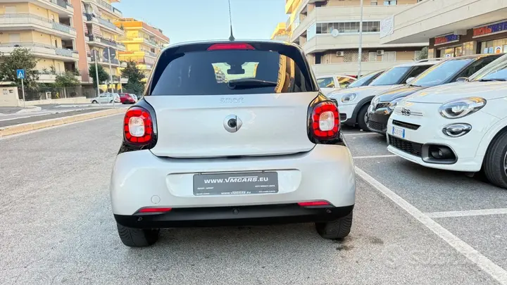 Smart Forfour 2019 photo 5