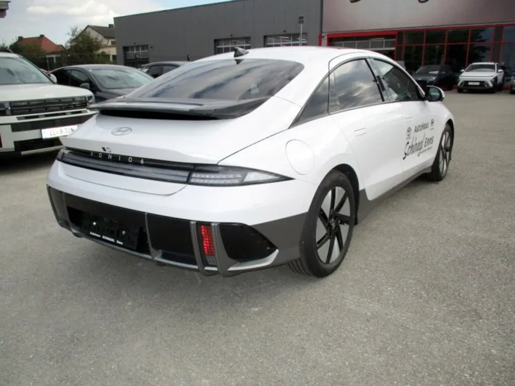 Hyundai Ioniq 6 2025 photo 3