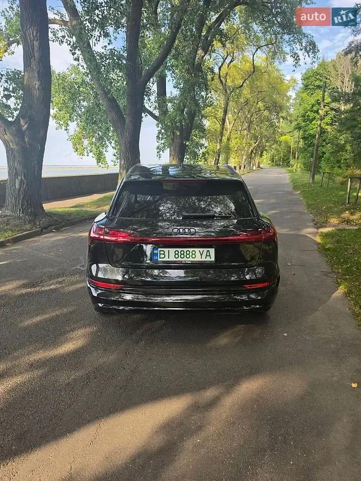Audi E-Tron 2019 photo 4