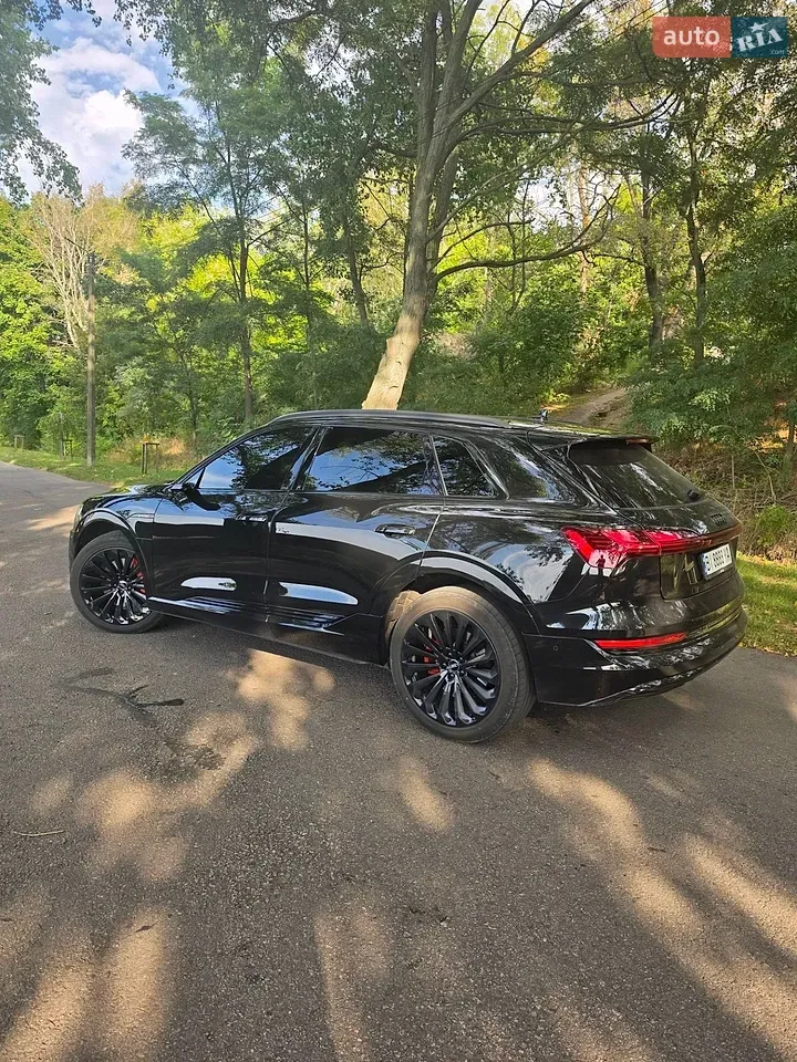 Audi E-Tron 2019 photo 3