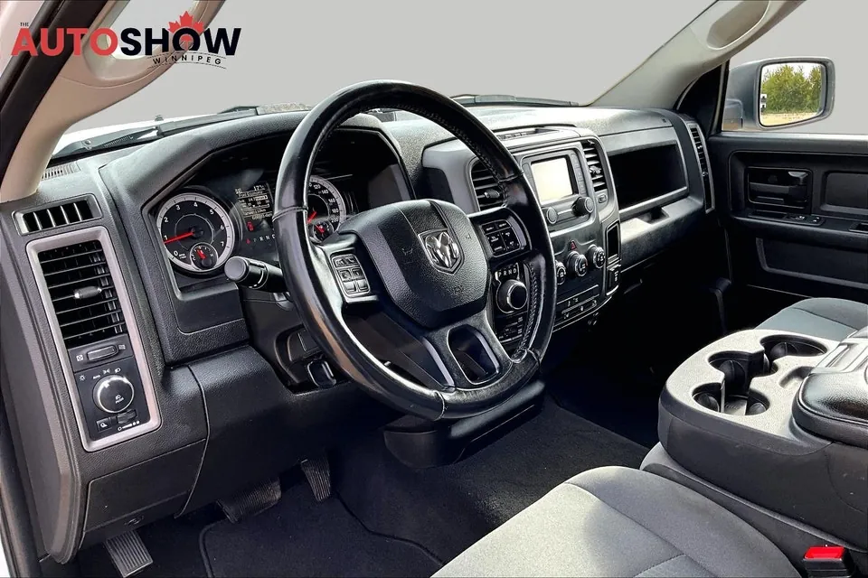 Ram 1500 2023 photo 2