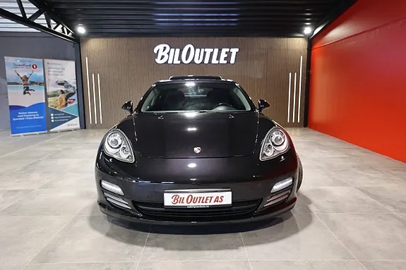 Porsche Panamera 4 2011 photo 3