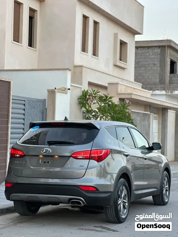 Hyundai Santa Fe 2015 photo 4