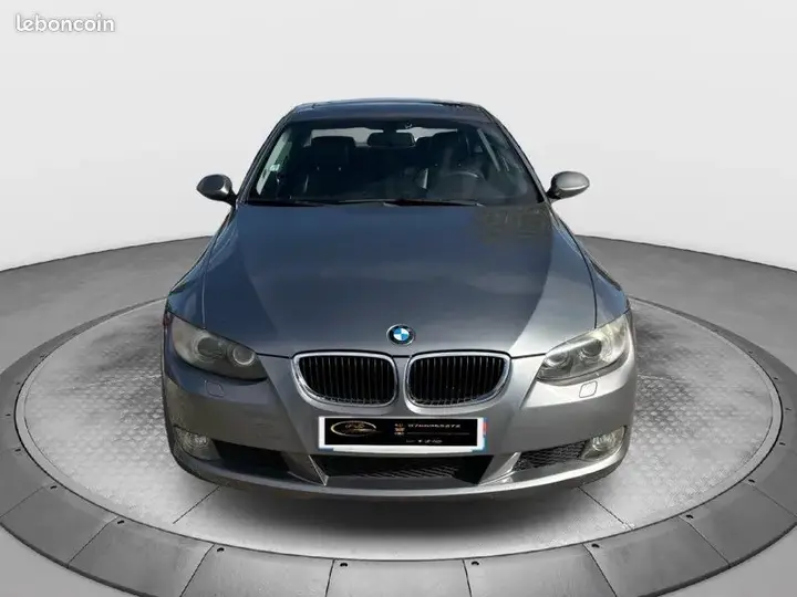 BMW 3 Series 2007 photo 2