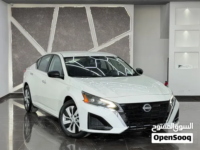 Nissan Altima 2026 photo 5