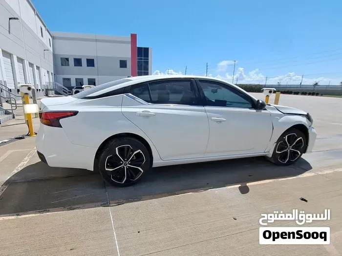 Nissan Altima 2026 photo 4