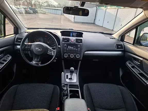 Subaru Xv 2013 photo 4