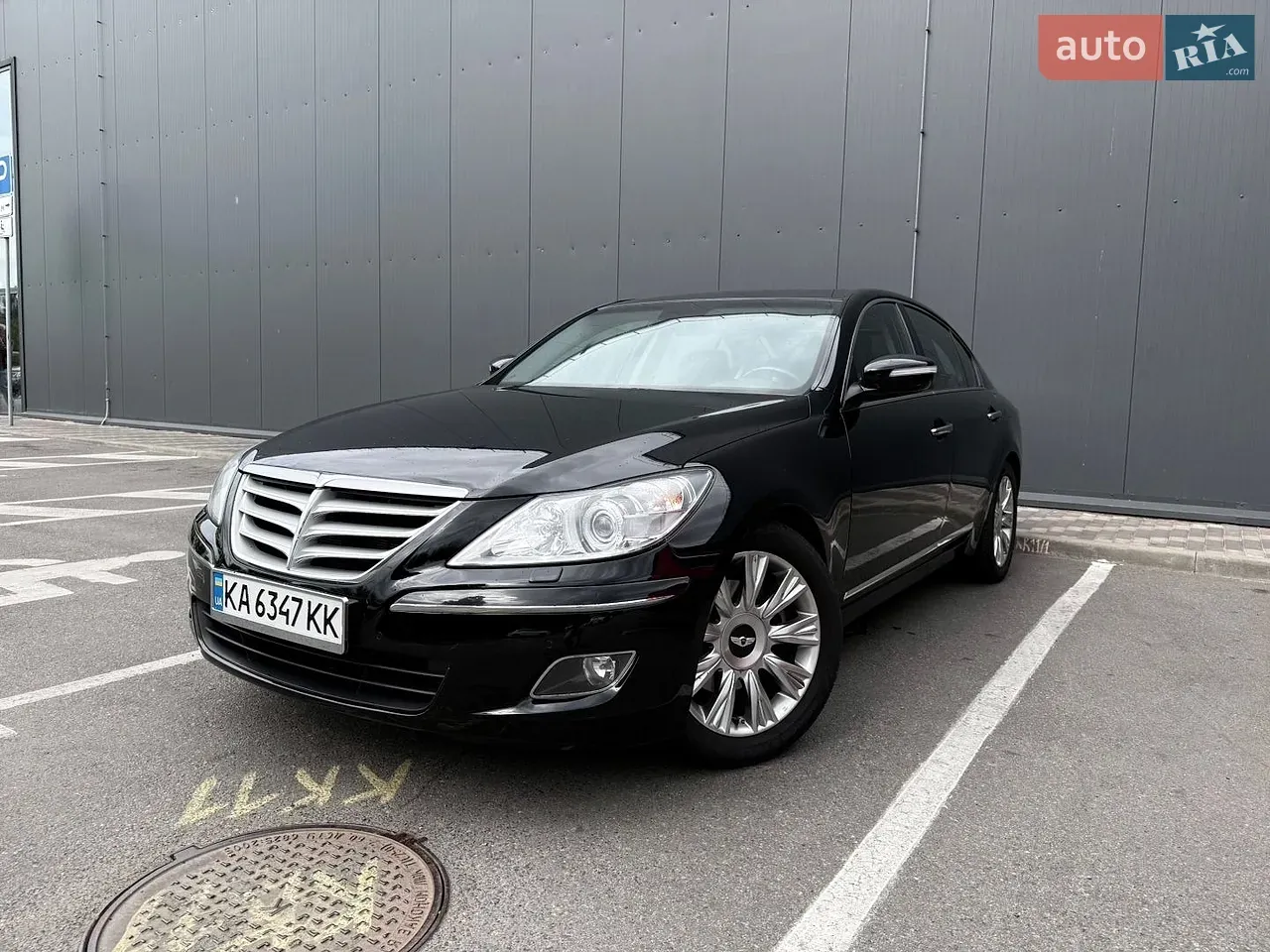 Hyundai Genesis