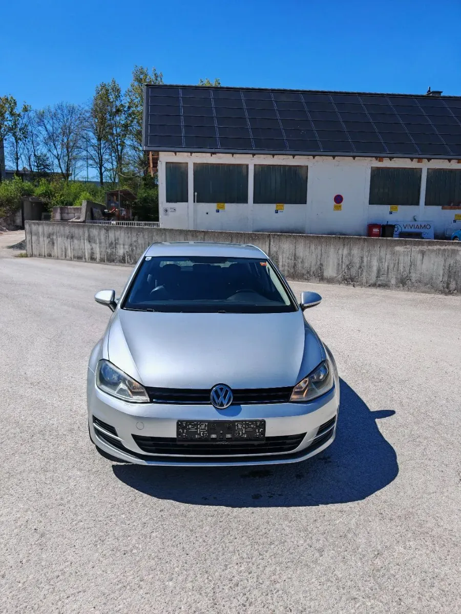 Volkswagen Golf 2013 photo 3