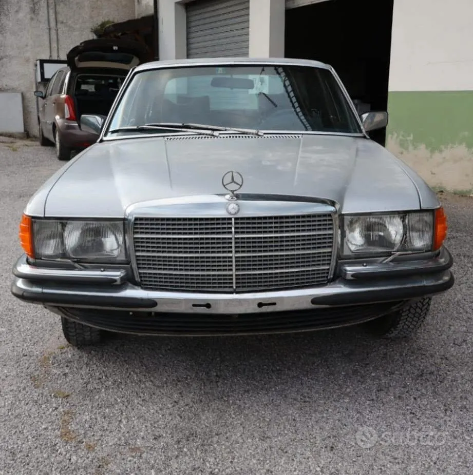 Mercedes-Benz 280 Se 1980 photo 2
