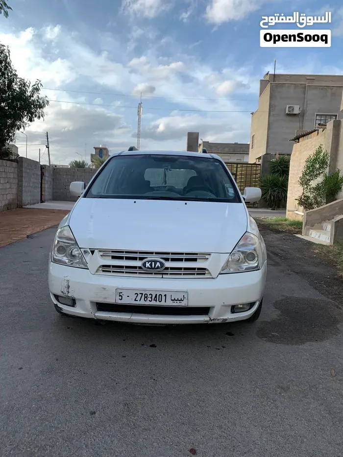 Kia Carnival 2008 photo 3