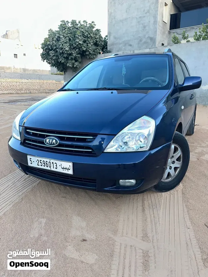 Kia Carnival 2008 photo 2