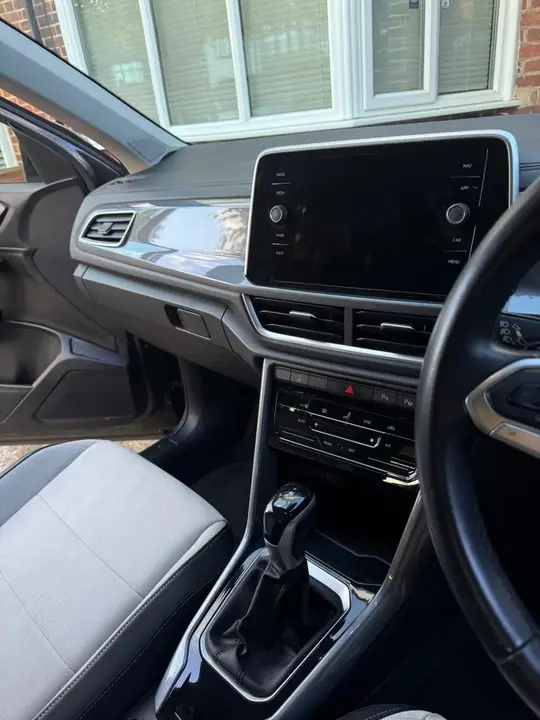 Volkswagen T-Roc 2023 photo 5