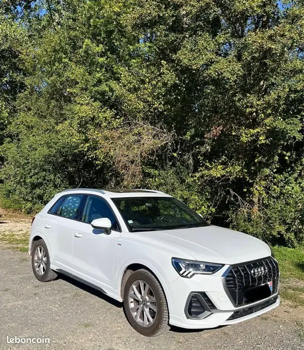 Audi Q3 2020 photo 2