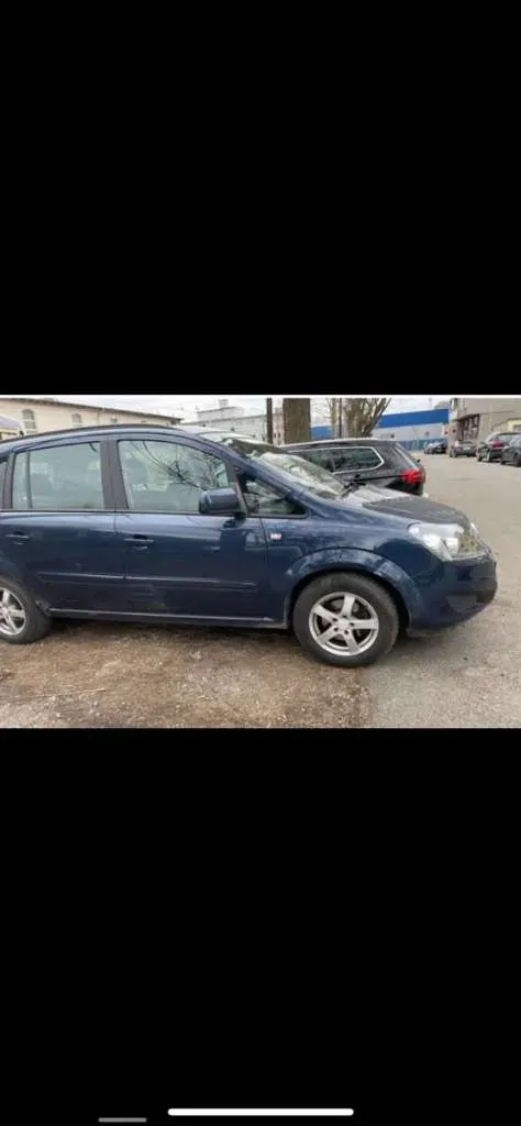 Opel Zafira 2012 photo 3