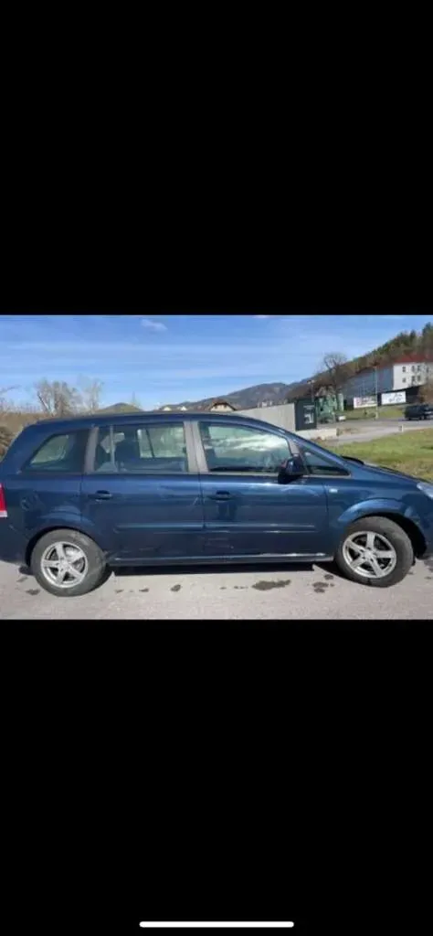 Opel Zafira 2012 photo 2