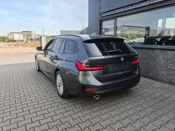 BMW 330Eas 2021 photo 2
