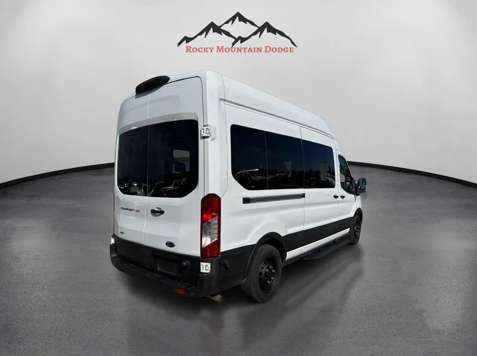 Ford Transit 2023 photo 5