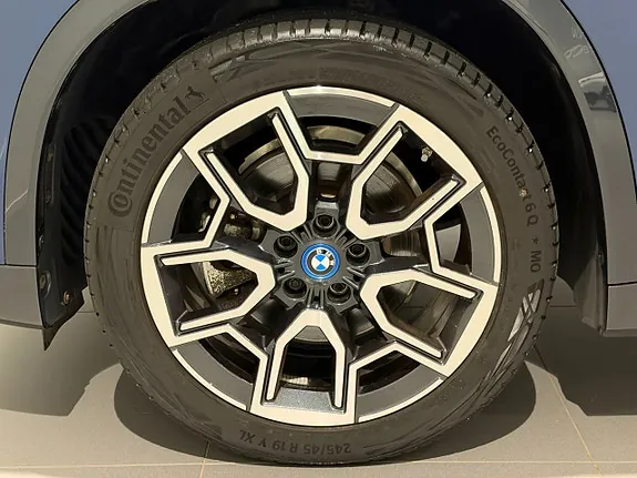 BMW Ix1 2024 photo 5