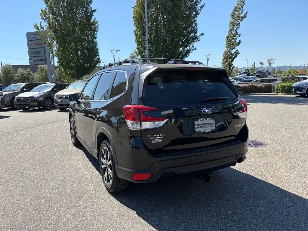 Subaru Forester 2022 photo 3