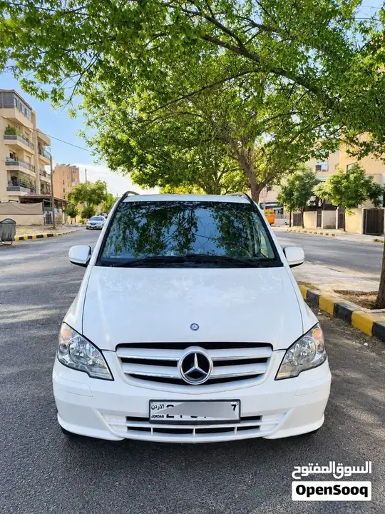 Mercedes-Benz V-Class 2013 photo 4