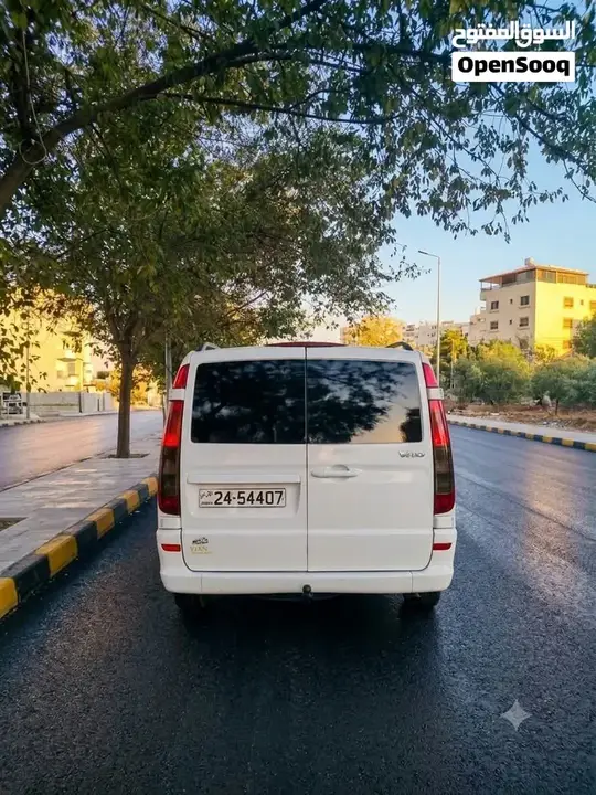 Mercedes-Benz V-Class 2013 photo 3