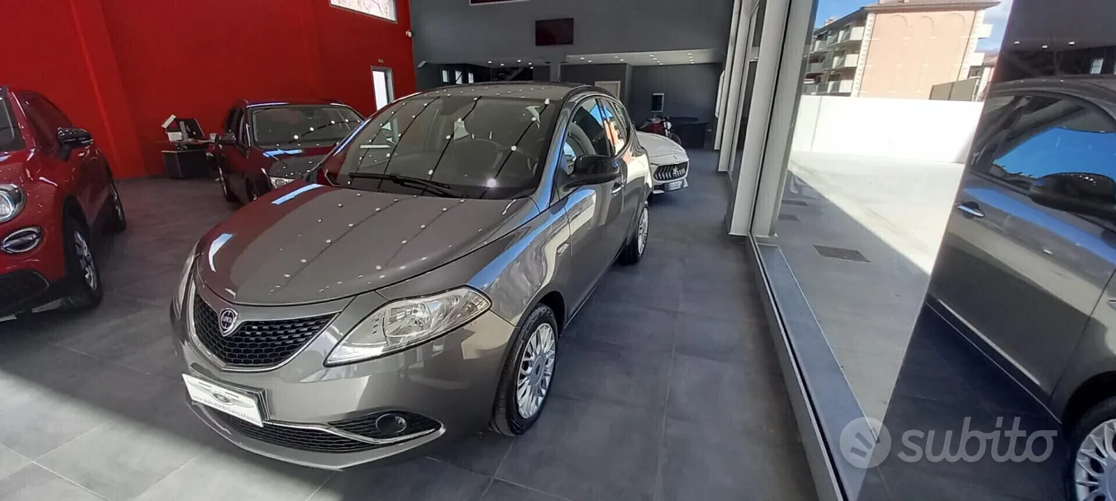 Lancia Ypsilon 2017 photo 2