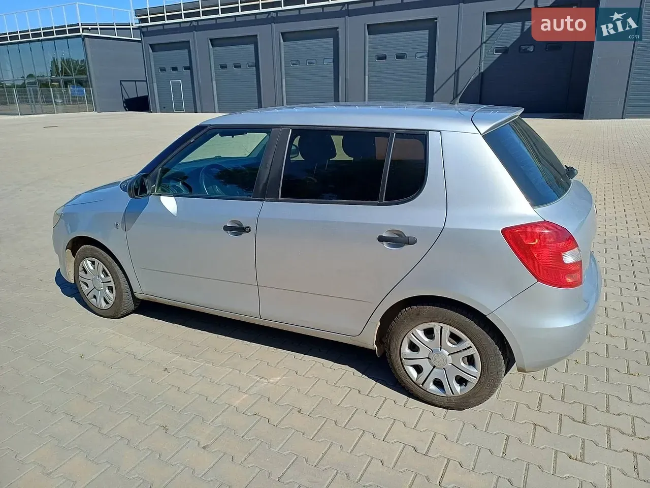 Skoda Fabia 2010 photo 5