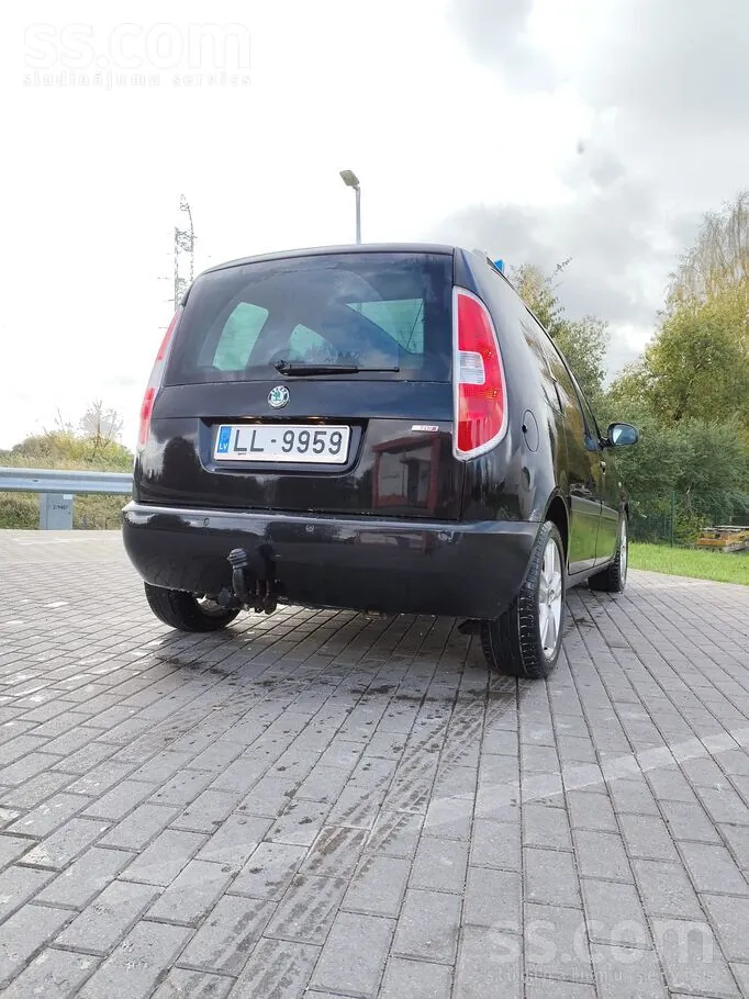 Skoda Roomster 2007 photo 4