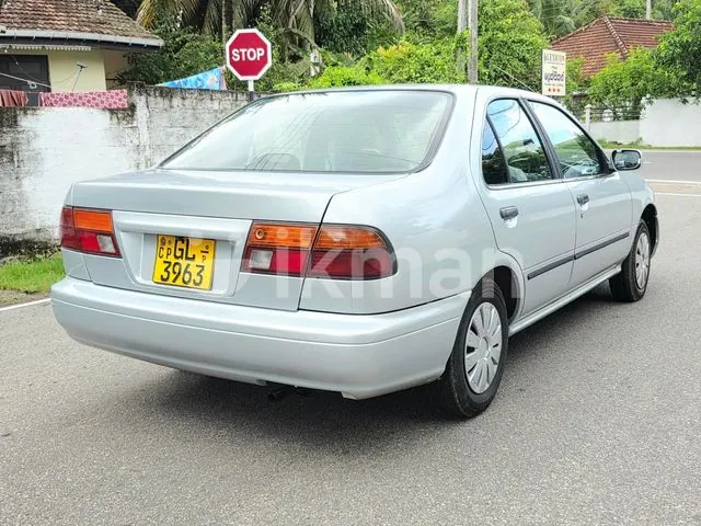 Nissan Sunny 1998 photo 2