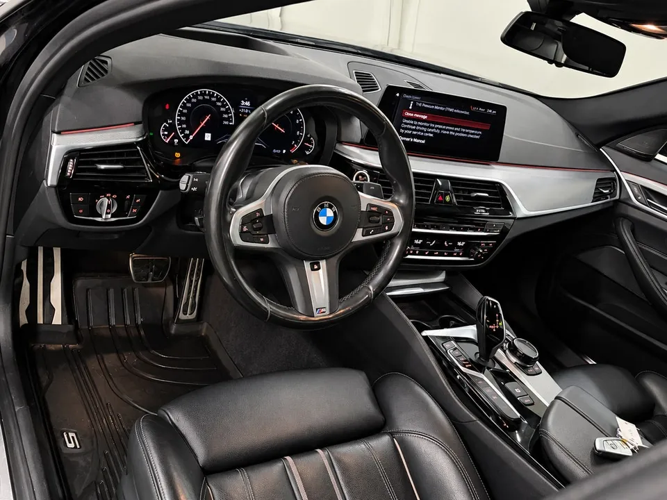 BMW 5 Series 2019 photo 2