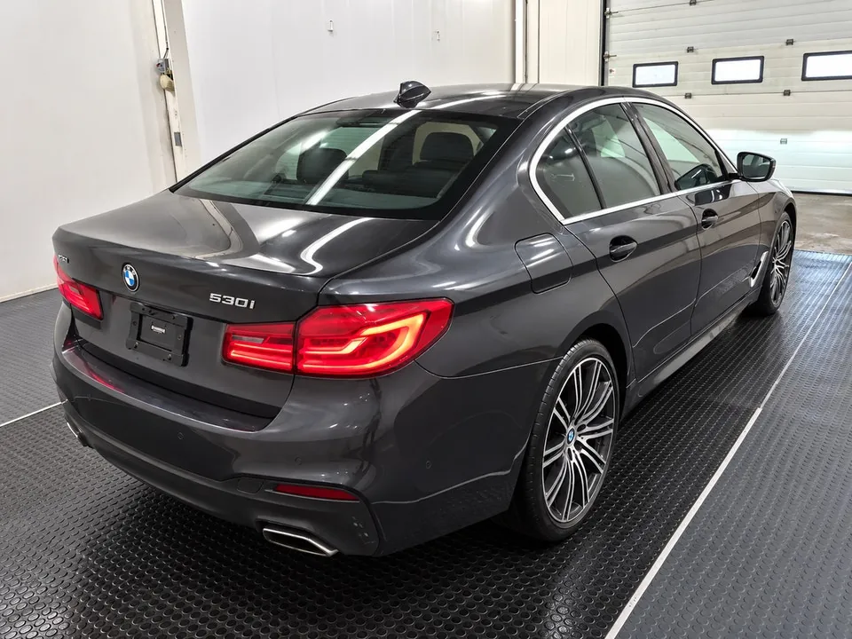 BMW 5 Series 2019 photo 3