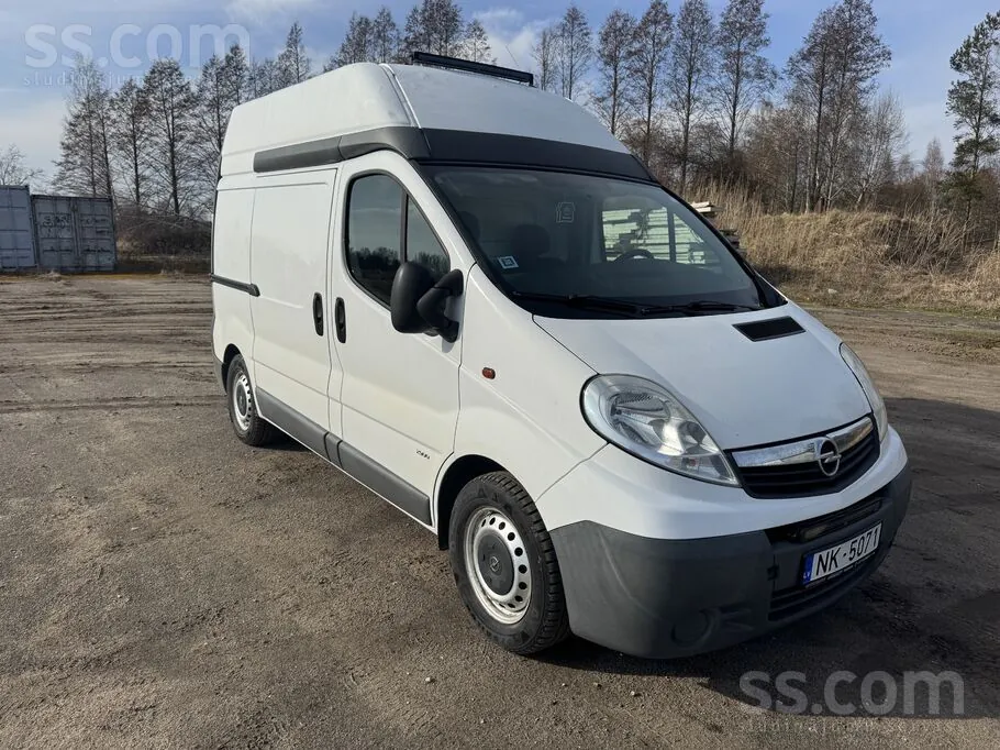 Opel Vivaro 2008 photo 3