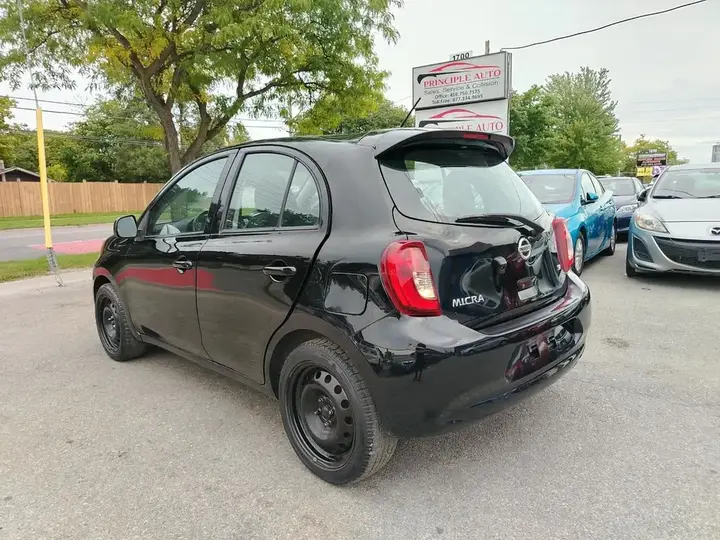 Nissan Micra 2016 photo 4