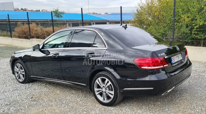 Mercedes-Benz E 200 2015 photo 3